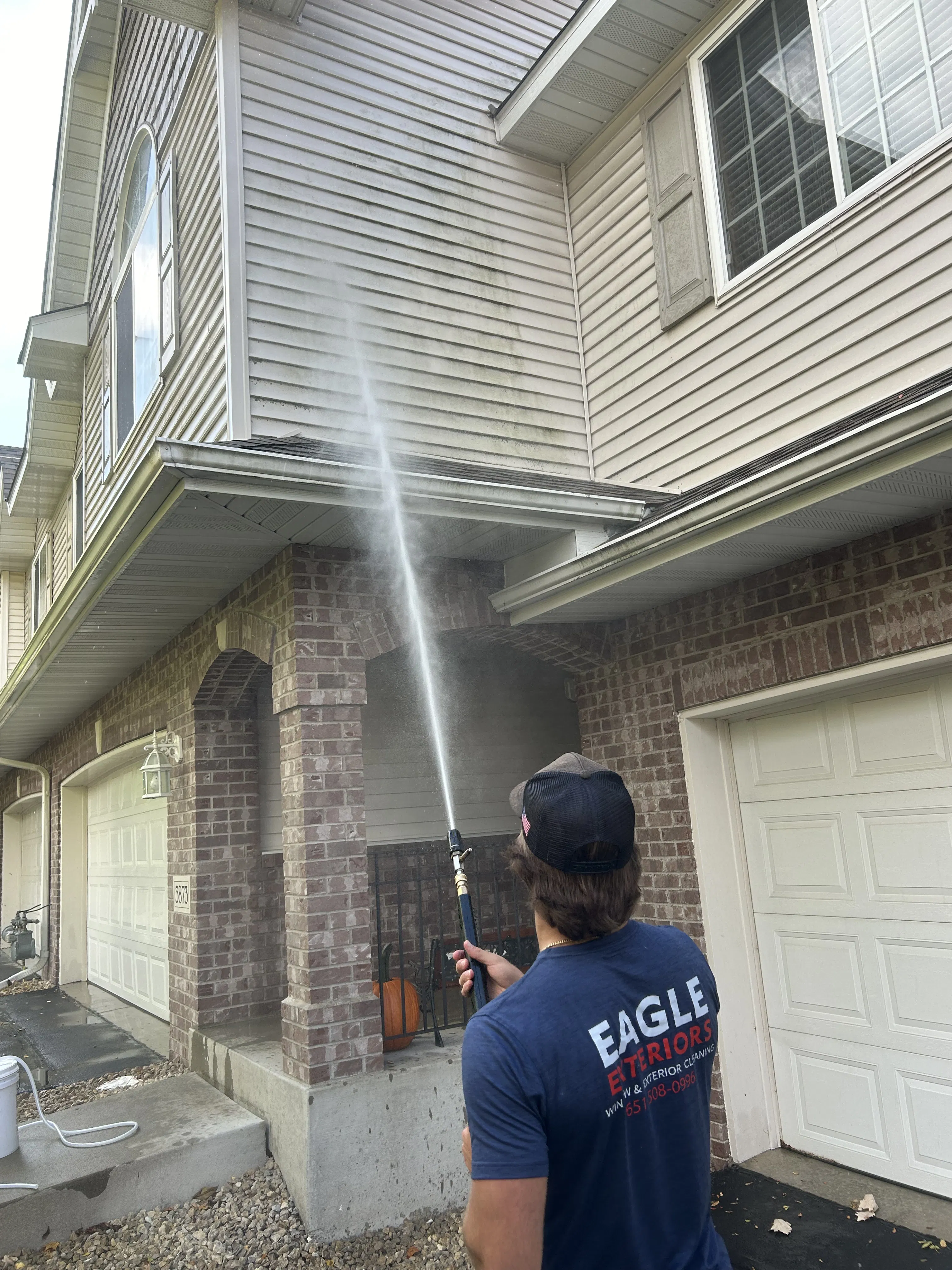 Project 31-Unit HOA Siding Wash in Prior Lake image